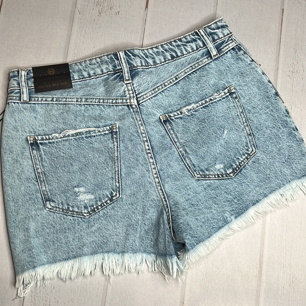 NWT - House of Harlow 1960 High Rise Mom Short - Size 28 - Picture 2 of 6